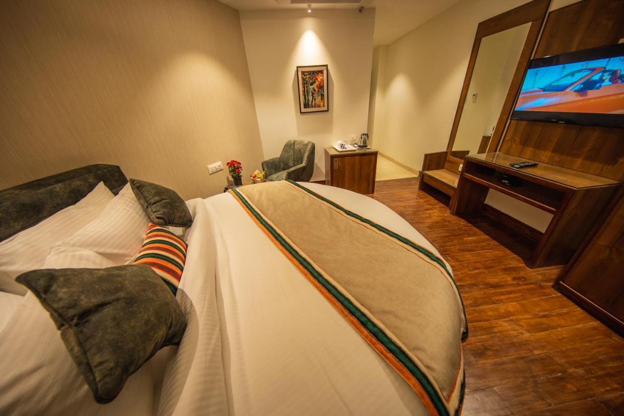 Justa Grand View Resort & Spa, Manali מראה חיצוני תמונה