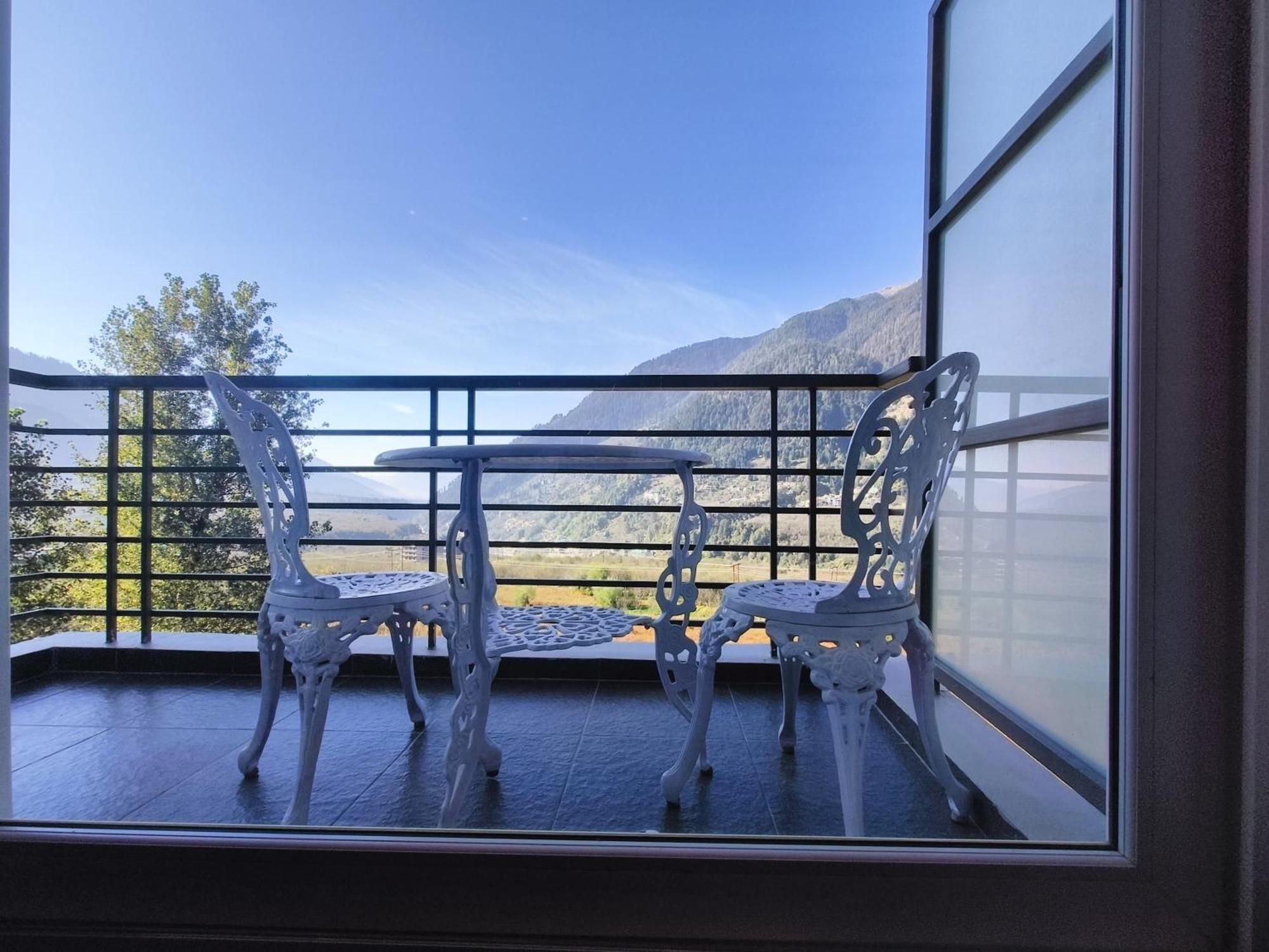 Justa Grand View Resort & Spa, Manali מראה חיצוני תמונה